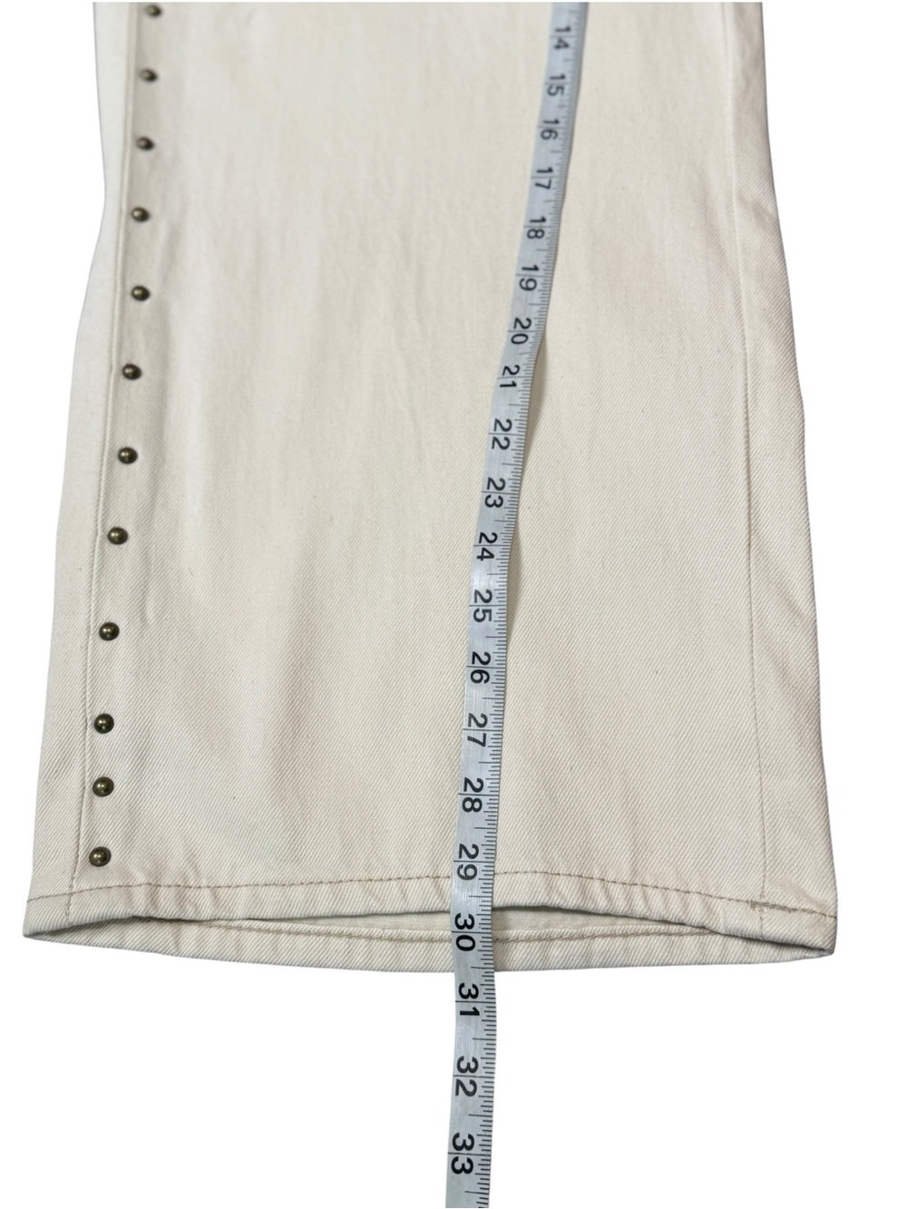 NWT Old Navy High Rise Baggy Wide Leg Studded Jeans Cream Size 8 - Picture 7 of 10